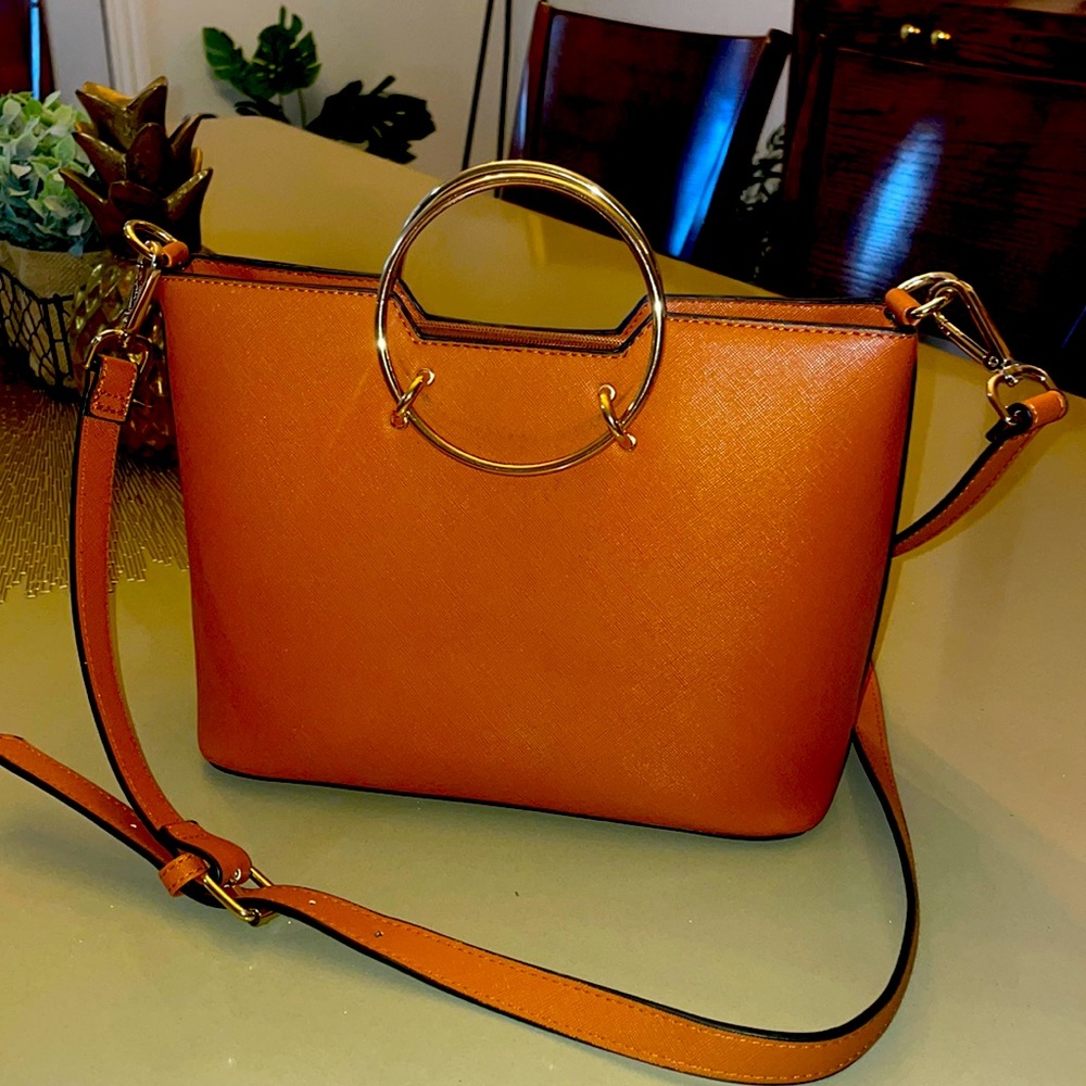 ORANGE MEDIUM PURSE
